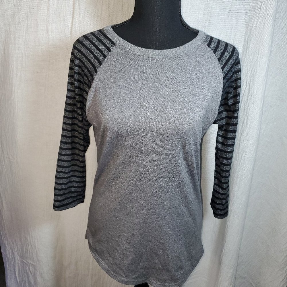 LuLaRoe long sleeve top